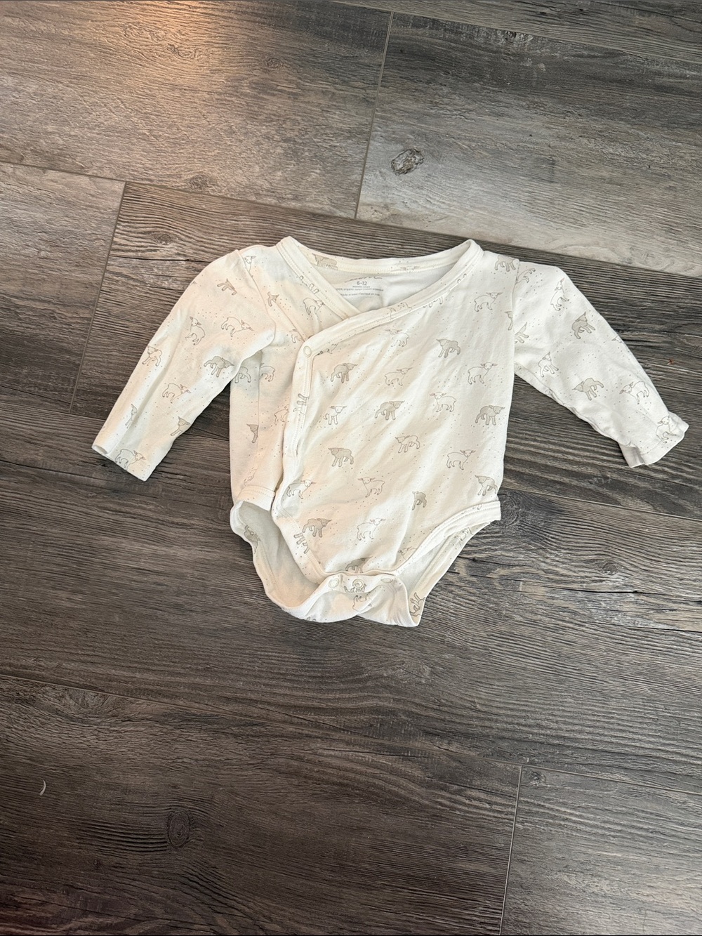 Neutral Sheep Print Long-Sleeve‎ One-Piece Bodysuit